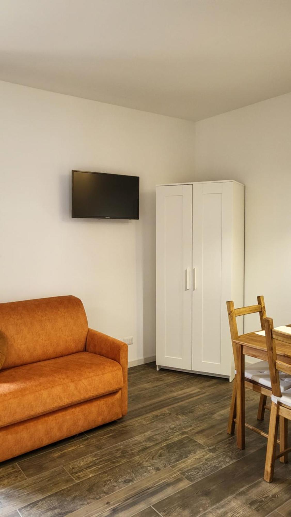 Alloggio Delizioso Domodossola Rooms מראה חיצוני תמונה